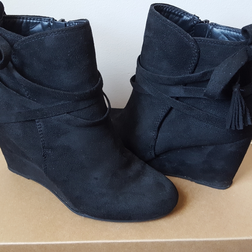 Madden Black Faux Suede Wedge Bootie
